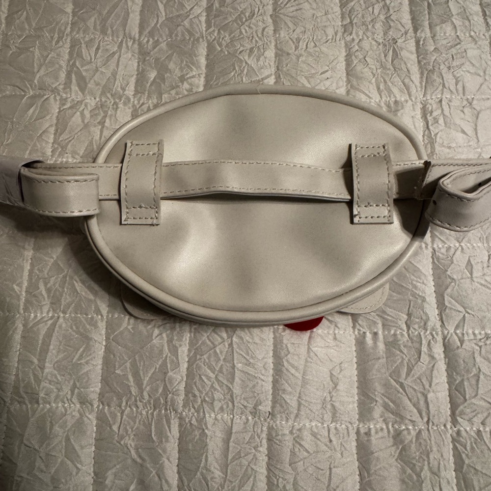 Hello Kitty White waist Bag with Red Bow - Picture 5 of 9